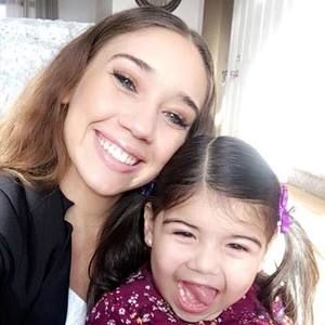 Meet your Posher, Kaitlin